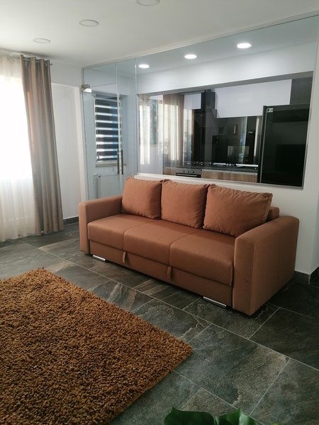 Nicolae Grigorescu, zona Salajan, apartament de inchiriat 2 camere + curte